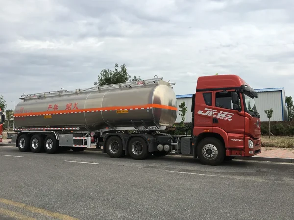 Fudeng 3 axles 50cubic meter fuel tank semi trailers for sale