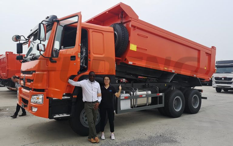 What are tipper truck made of