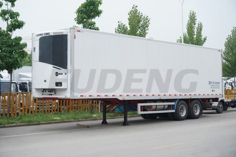 Refrigerated truck