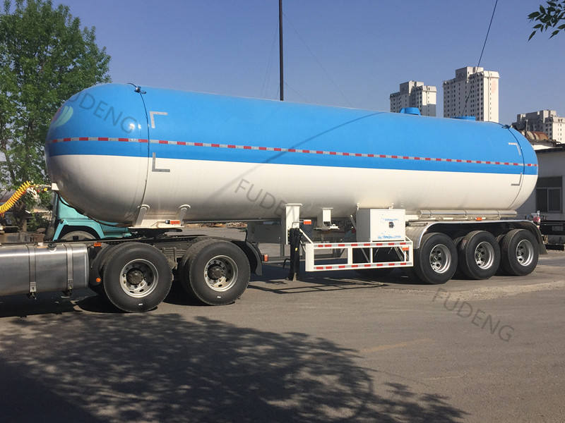 liquefied gas tanker truck