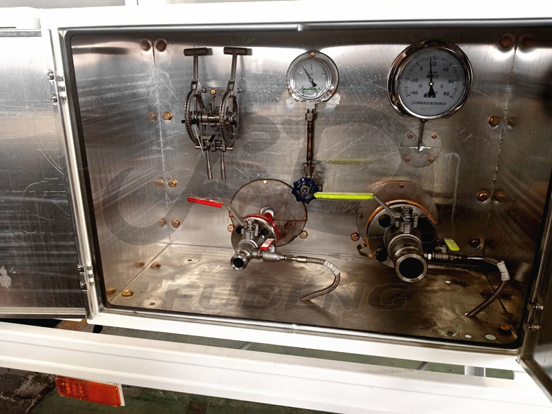 LPG-tanker-trailer-05