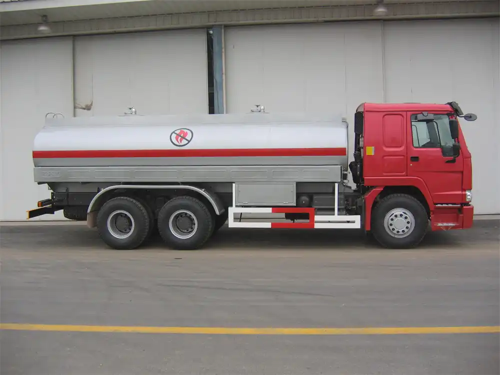 Sinotruk Howo Fuel Tanker Truck