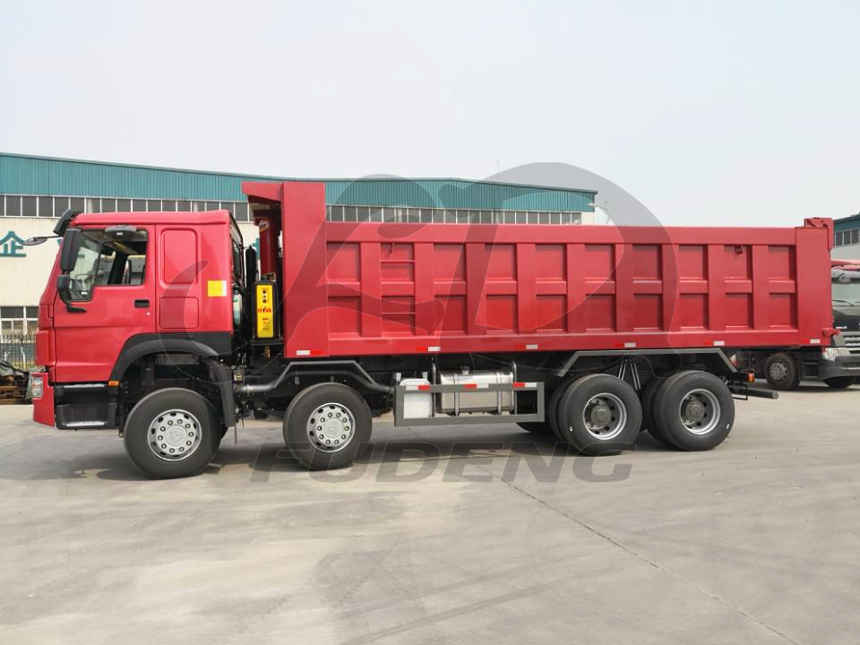 Sinotruk-Tipper-02