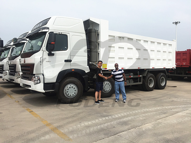 Sinotruk-Tipper-03