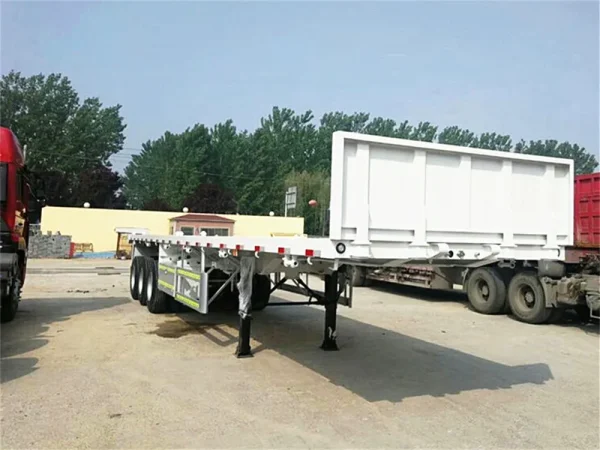 Triaxle Flatbed Semi Trailer With Front Board