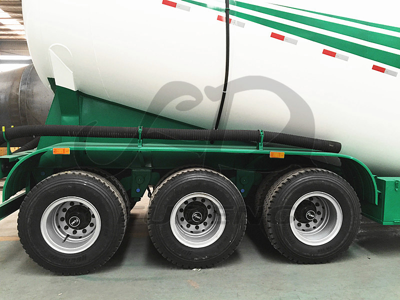 Triaxle 40Cubic Meters Cement Tanker Trailer