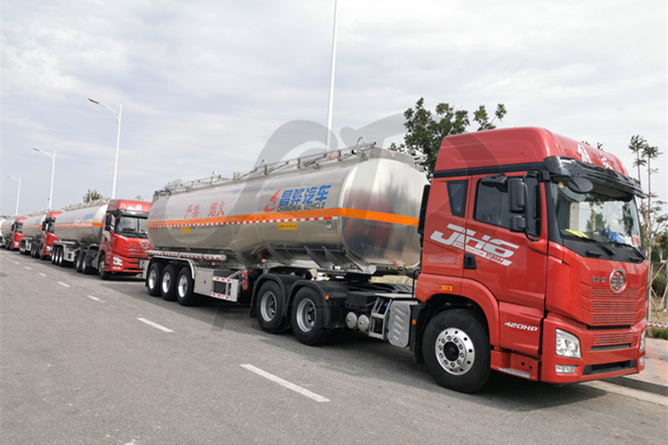 fuel-tank-semi-trailers-3