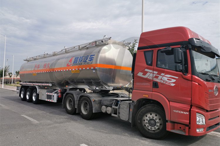 fuel-tank-semi-trailers-4