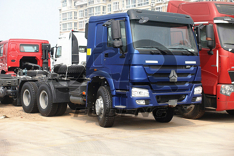 howo-tractor-truck-10