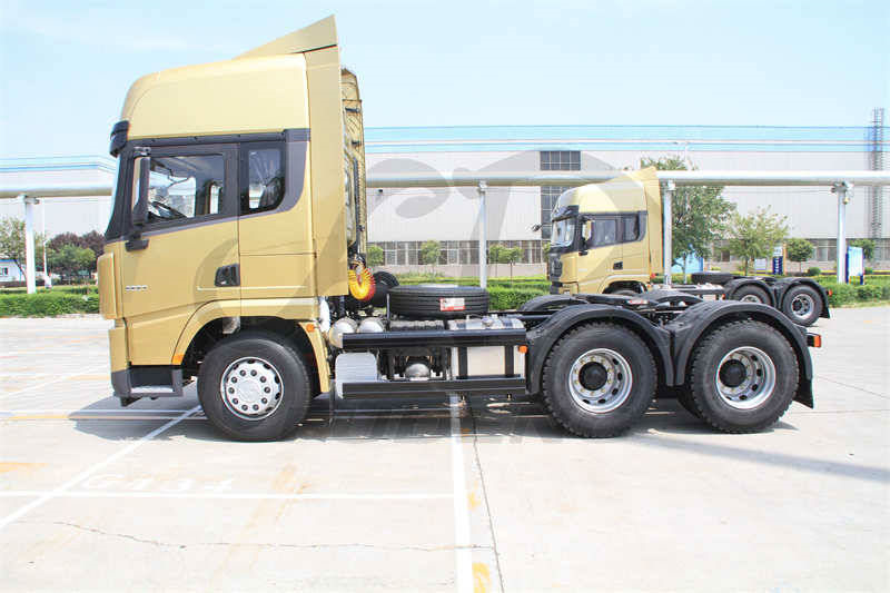 SHACMAN X3000 6×4 Tractor Truck Horse