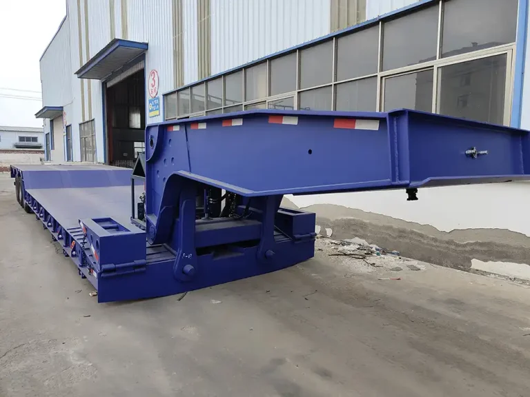 RGN Trailer vs Lowboy Trailer: Similarities and Differences