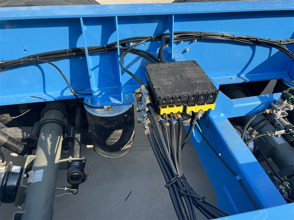 4 axle Russian skeleton trailer for sale5