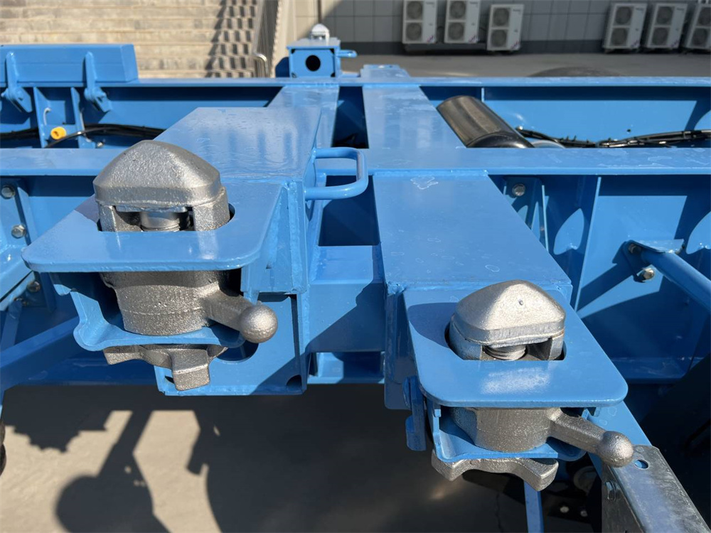 4 axle Russian skeleton trailer for sale7