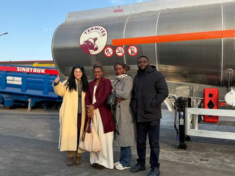Zambia Customers Visited Fudeng to Buy Fuel Tanker Trailer