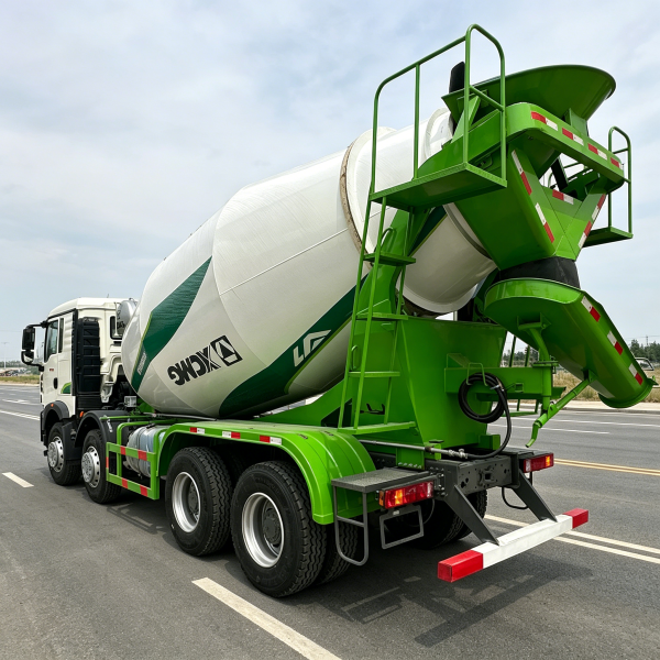 SINOTRUK HOWO NX 4×2 10m³ Sewage Suction Truck For Sale - 图片 4