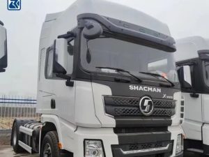 SHACMAN DELONG X3000 6x4 Tractor Truck side view