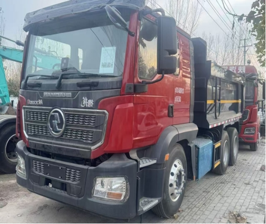 SHACMAN DELONG M3000 6x4 Tipper Truck 1