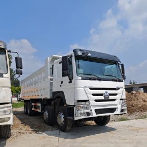 Alternative view of Sinotruk HOWO 8x4 371 HP Dump Truck