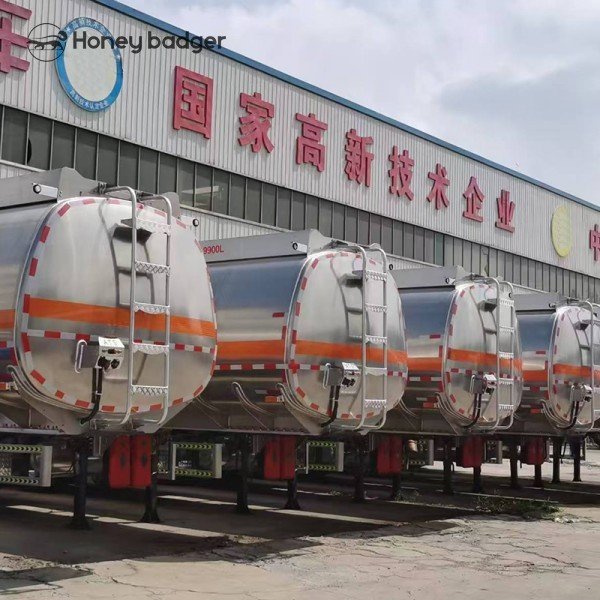 35000-60000 Liters Fuel Tanker Semi Trailer For Sale